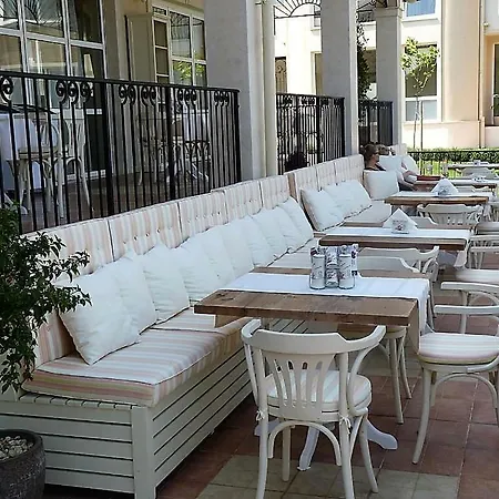 Atia Resot Apartman *